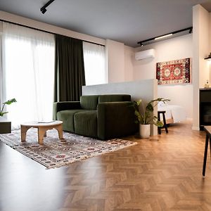 Superior Studio